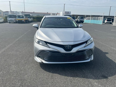 2020 TOYOTA CAMRY (HYBRID)