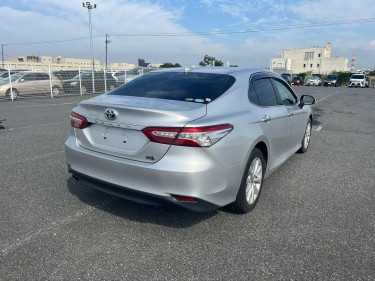 2020 TOYOTA CAMRY (HYBRID)