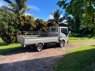 2013 Nissan Cabstar Drop-Side 