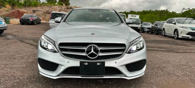 2017 Mercedes-Benz C200 Amg Package