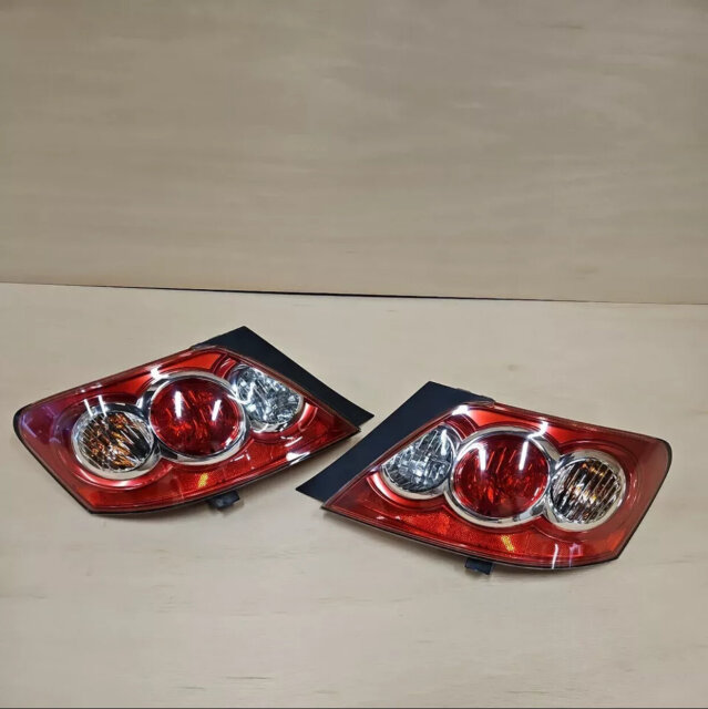 2007 2009 Toyota Mark X Tail Light Pair