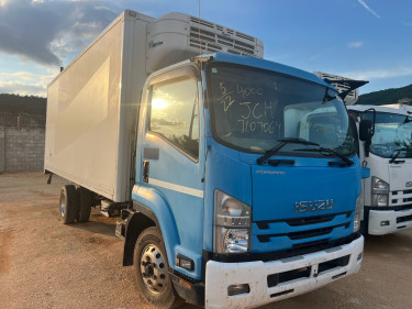 Isuzu Forward Sale Out