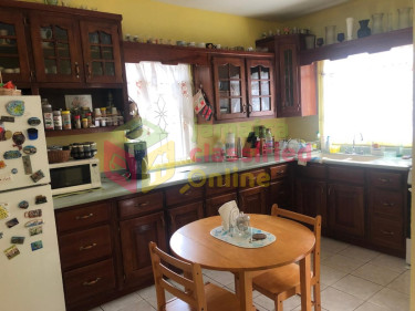 4 BEDROOM 4 BATH HOUSE ON 2 ACRES LAND