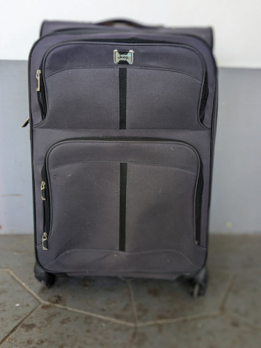 3 Large Travel Bags 