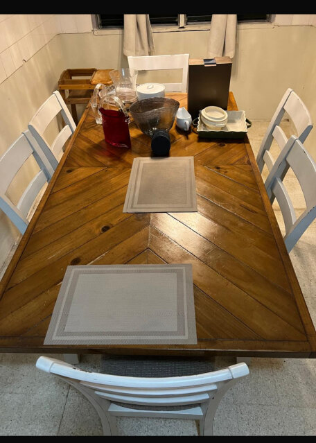 6 SEAT DINING TABLE