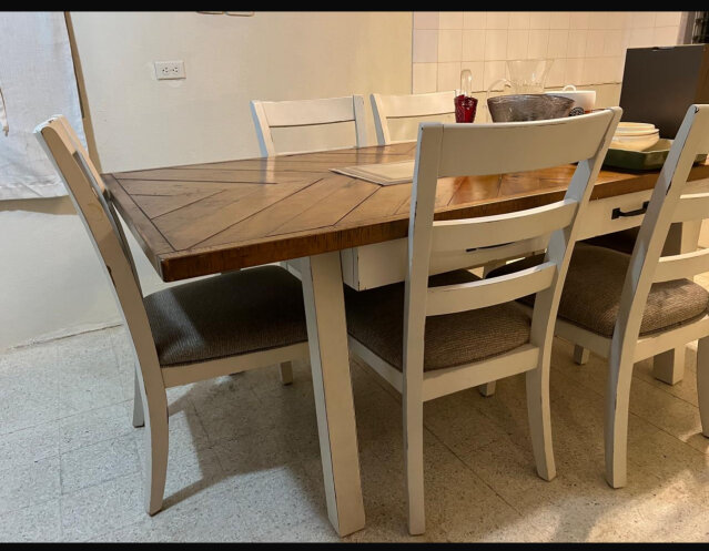 6 SEAT DINING TABLE