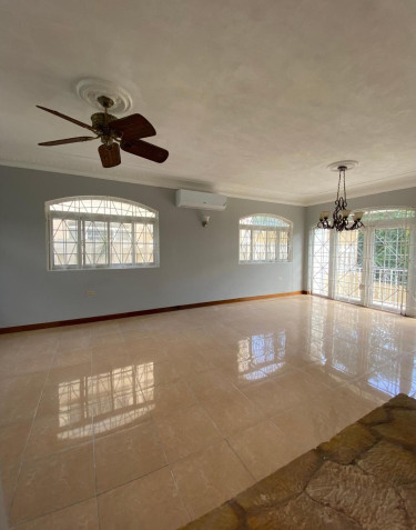 4 Bedroom Town House In  Gated Community 