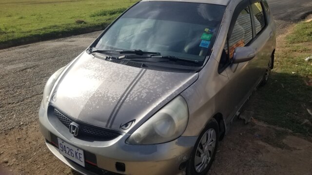 2005 Honda Fit