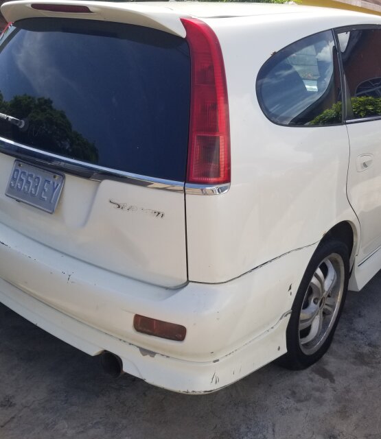 2002 Honda Stream Absolute