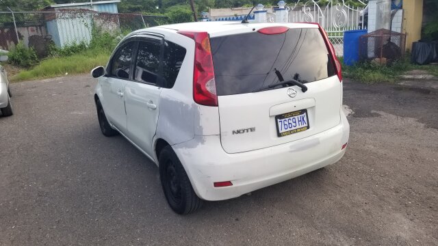 2011 Nissan Note