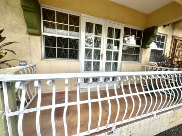 2 Bedroom 3 Bath Apartment