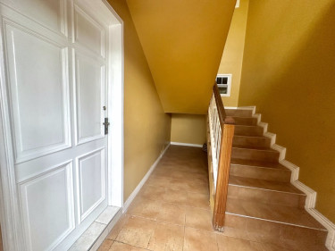 2 Bedroom 3 Bath Apartment