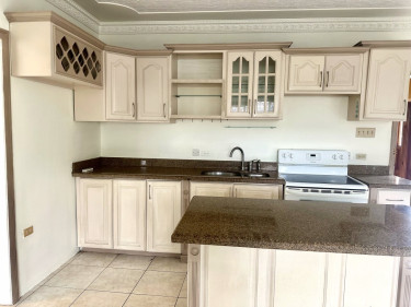 2 Bedroom 3 Bath Apartment