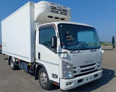 2016 ISUZU FORWARD FREEZER TRUCK