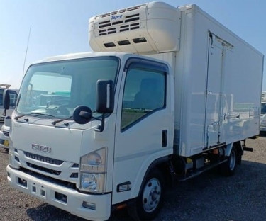 2016 ISUZU FORWARD FREEZER TRUCK