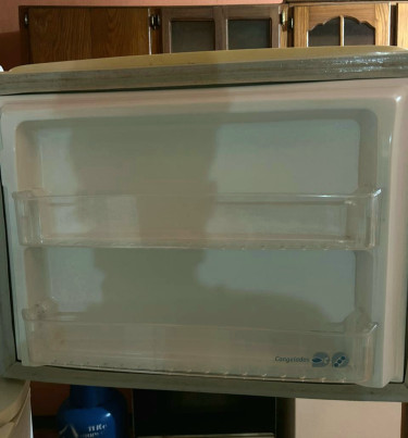 10 Year Old  5'11 Cetron Fridge