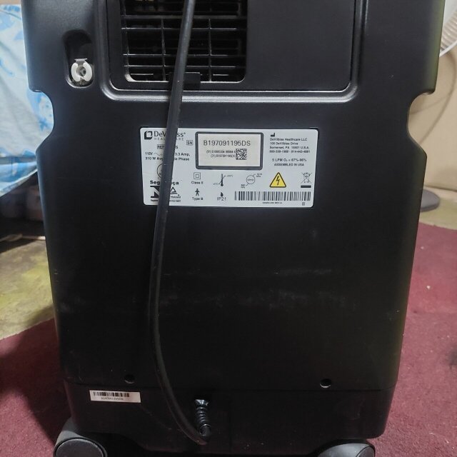 DeVilbiss 5-Liter Oxygen Concentrator – Excellent