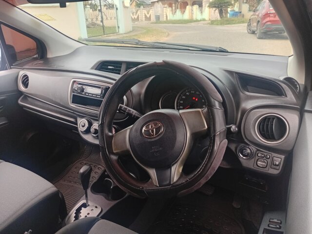 2013 Toyota Vitz $980K 8763492969