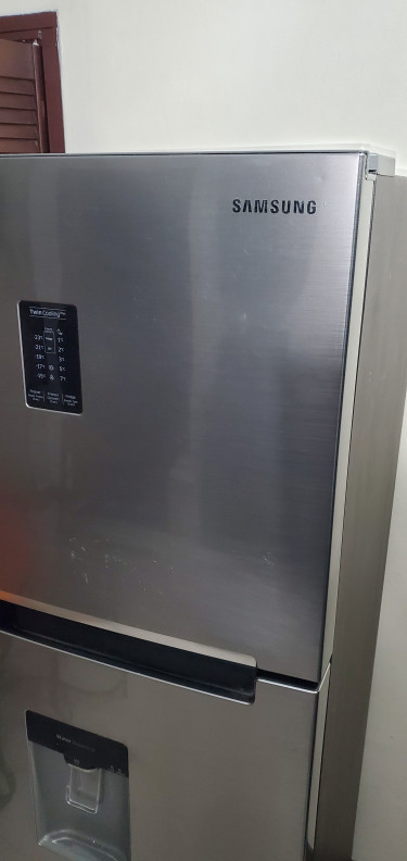 Samsung Refrigerator With Inverter