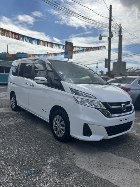 2017 Nissan Serena