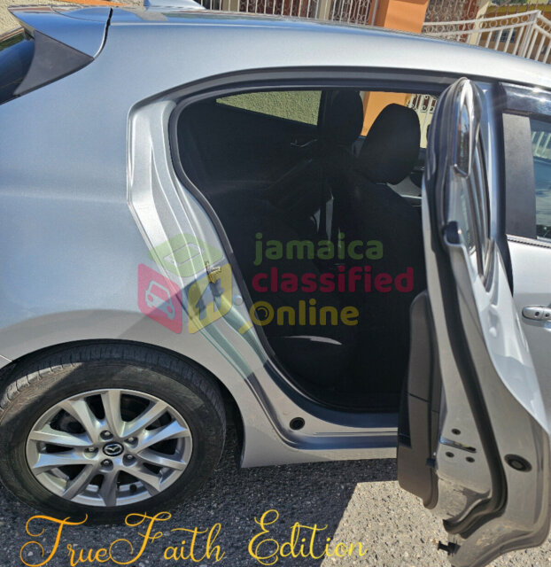 2019 MAZDA AXELA HATCHBACK