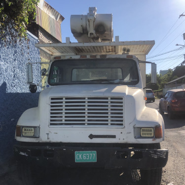 Bucket Truck 