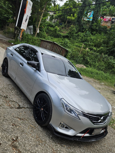 2015 Toyota Mark X