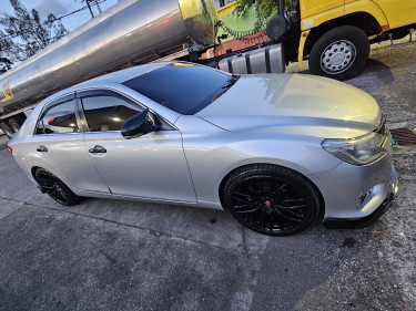 2015 Toyota Mark X