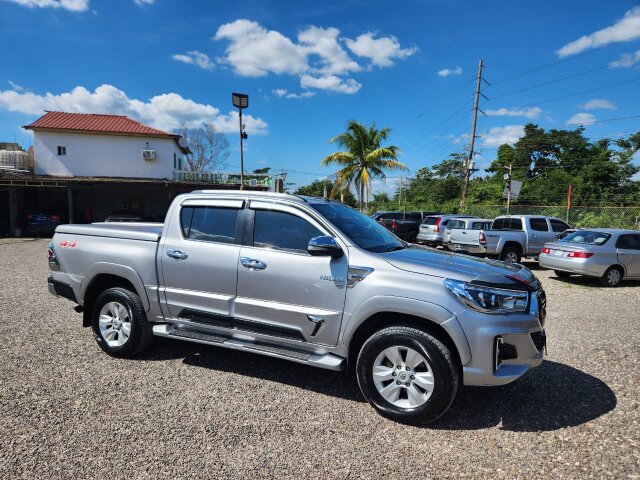 2019 Toyota Hilux Revolution G,