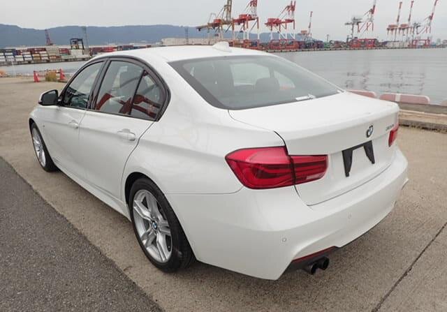 2015 BMW 320i