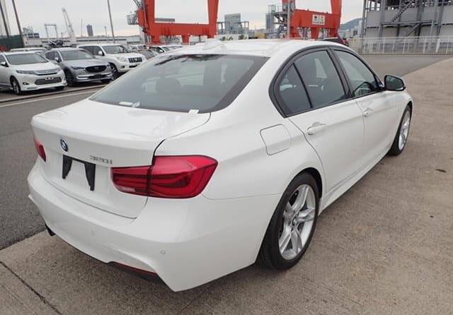 2015 BMW 320i