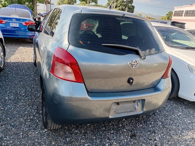 2006 Toyota Vitz $650K