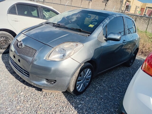 2006 Toyota Vitz $650K