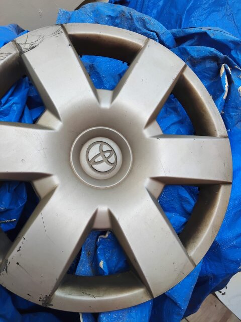 Toyota Hiace Rims & Hubcap