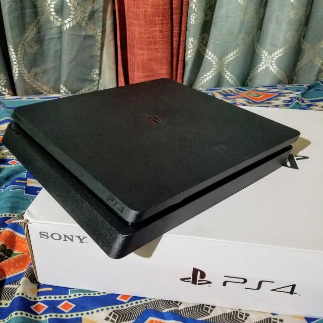 Sony Playstation 4