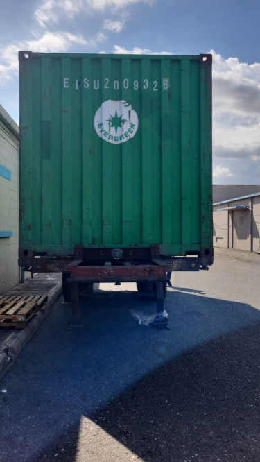 20Ft Container-used In Excellent Condition
