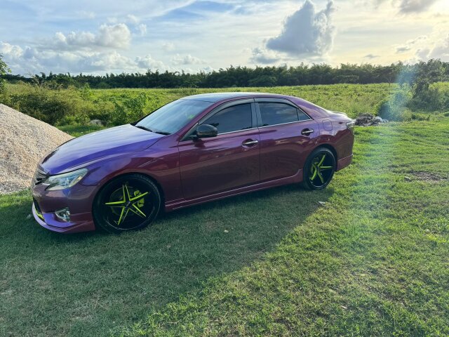 2013 Toyota Mark X Sports