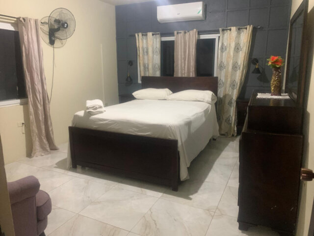 Airbnb 1Bedroom For Rent In Summerset Lodge Apt 8