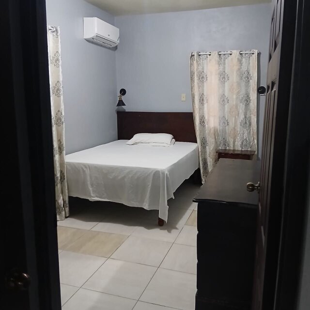 AIrbnb 1 Bed Summerset Lodge Apt 7