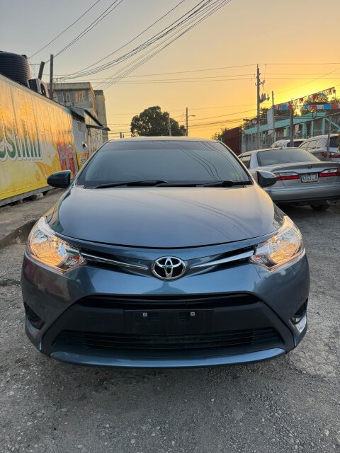 2018 Toyota Yaris 8763492969