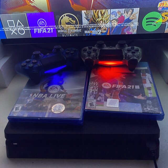 Play Station 4 For Sale