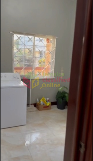 1 Bedroom /1 Bathroom / Fully Furnished / Unit C