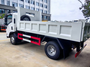 2024 Isuzu Elf Tipper