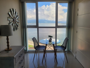 1 Bedroom Apartment For Rent, Port Henderson 