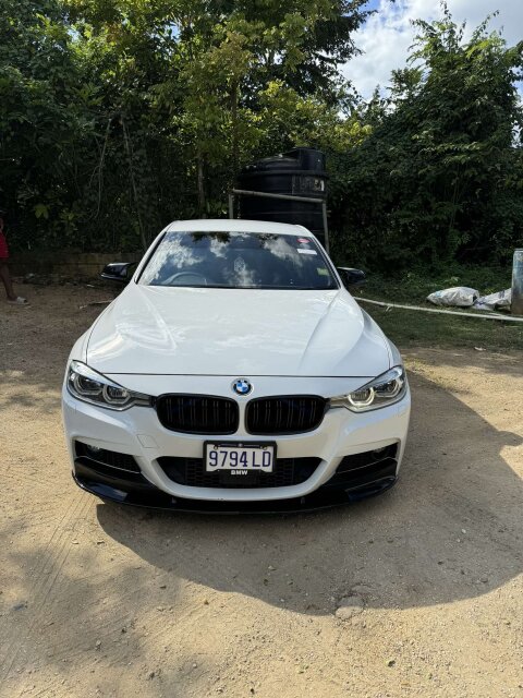 2015 BMW 320i