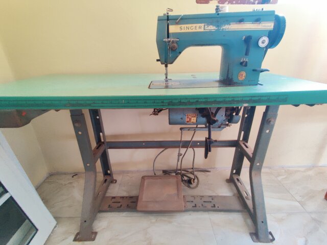 Singer Table Top Sewing Machine Industrial