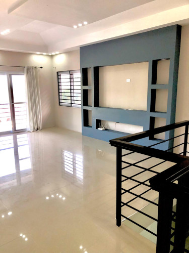 3 Bedroom House For Rent , Kingston 19