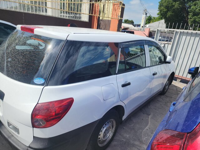 2019 NISSAN AD WAGON SILVER AND WHITE