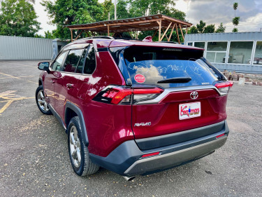 2021 TOYOTA RAV4 (NEWLY IMPORTED)