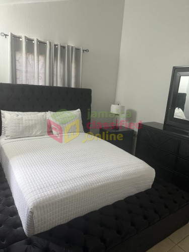 2 Bedroom/ 1 Bathroom Fully Furnished / Unit A